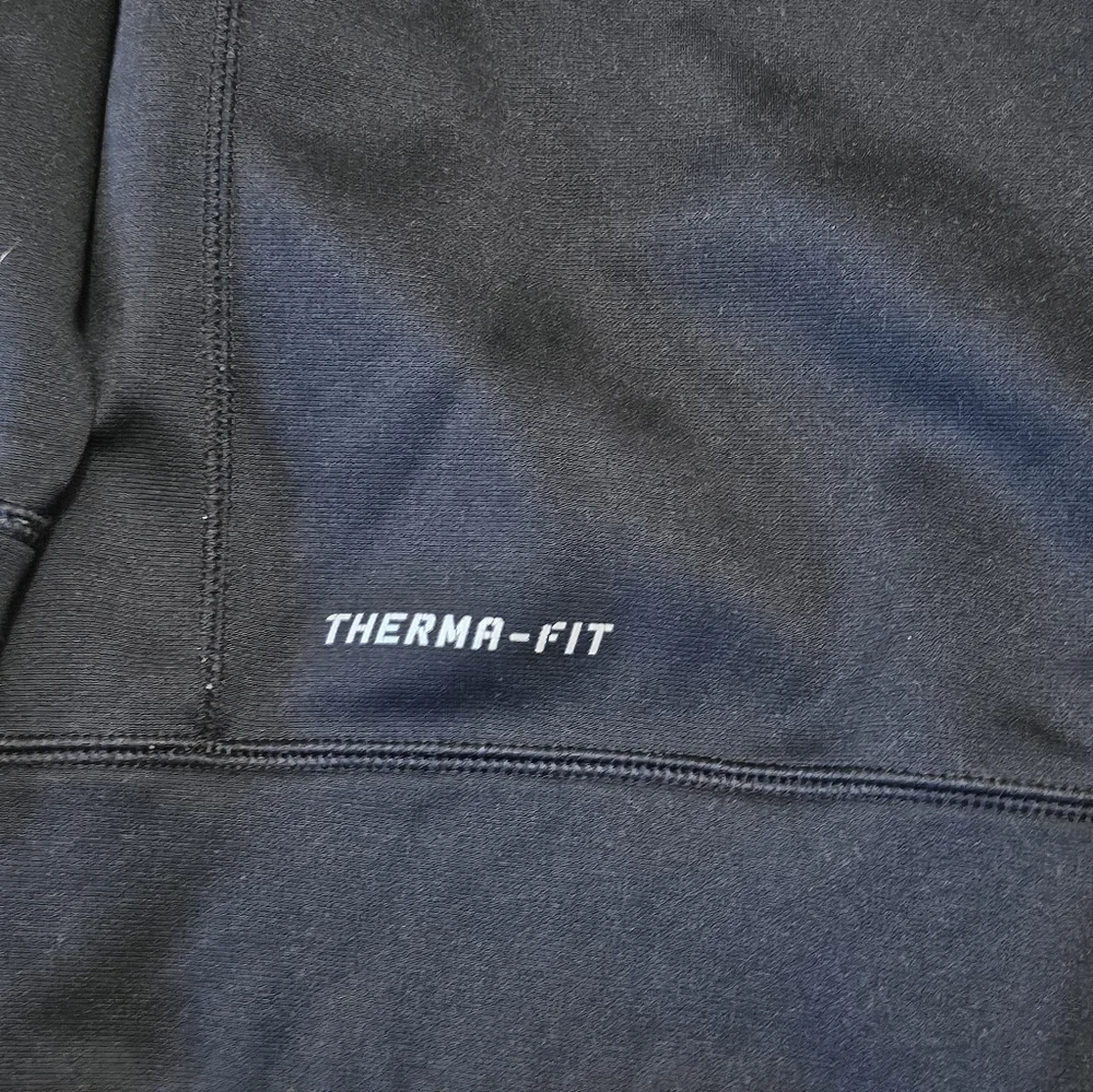 Nike‎ Amherst Sweatshirt College Therma Fit XL Basketball Black  Rare Shirt Top